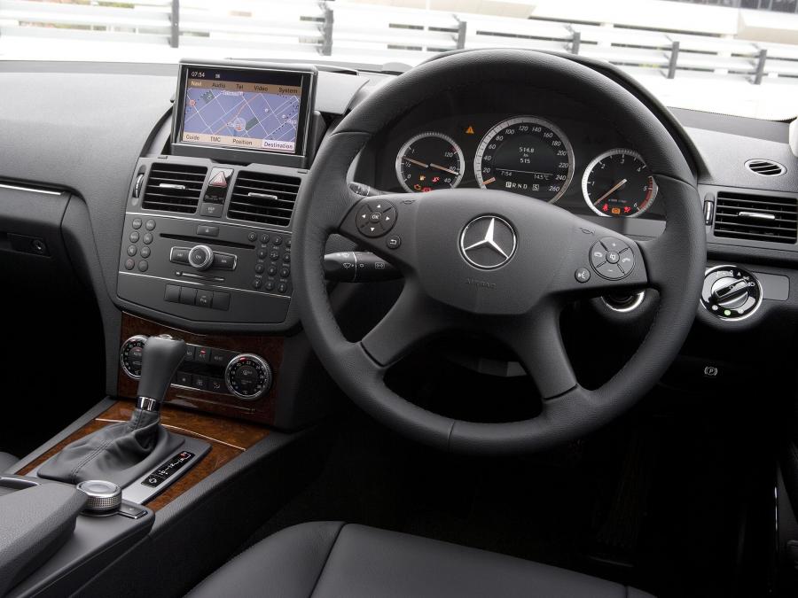  Mercedes-Benz C320 CDI 2007 года  (AU) (фото 13 из 13)